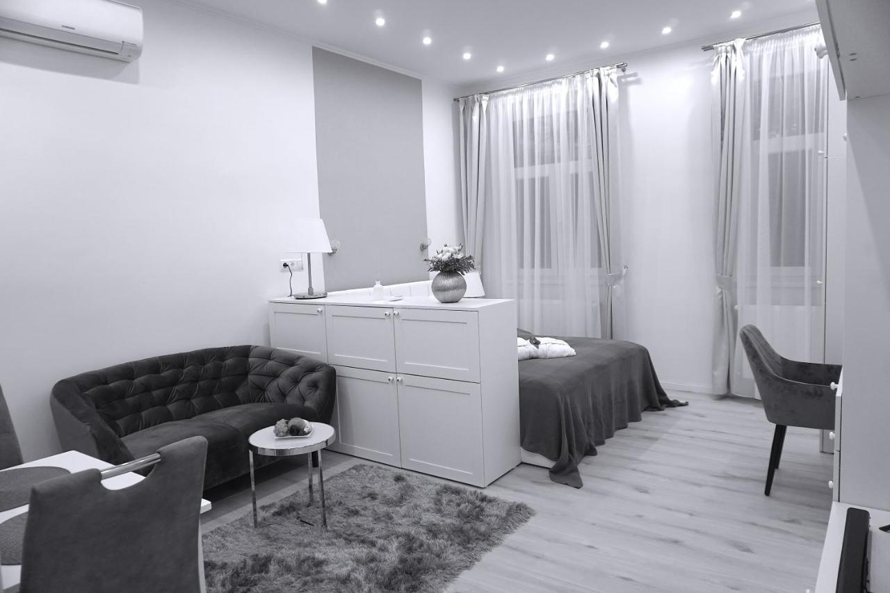 Noemiz Exclusive Apartments Budapest Bagian luar foto